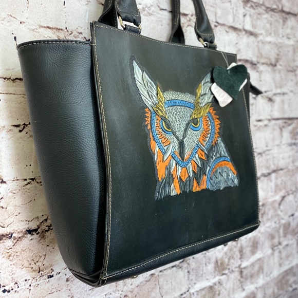 Lucy Handmade Chisel bag - Picture 5 of 7